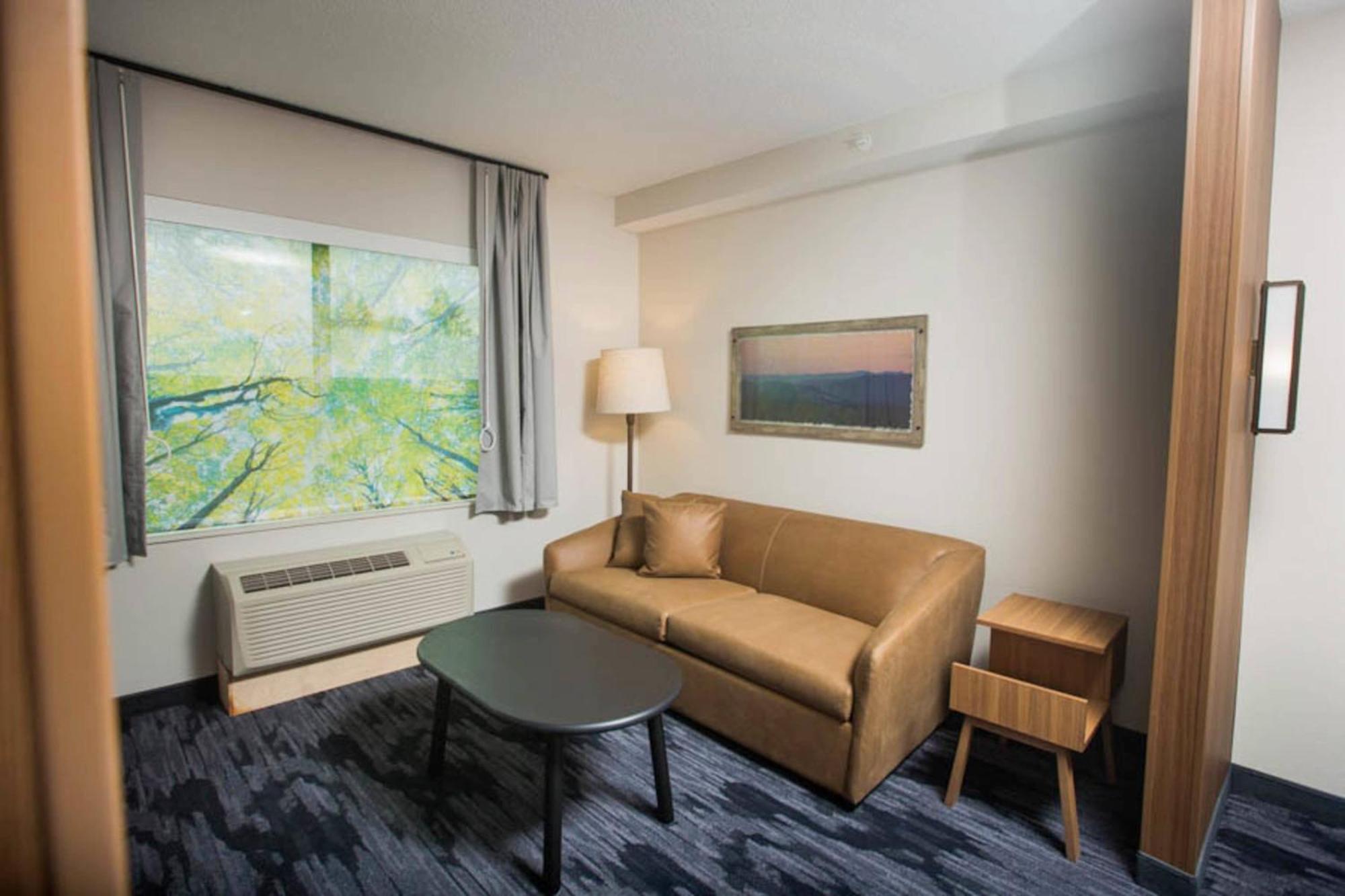 Fairfield Inn & Suites By Marriott Philadelphia Broomall/Newtown Square Экстерьер фото